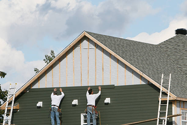 Professional Emergency Siding Repair technician working in Spencer, NC